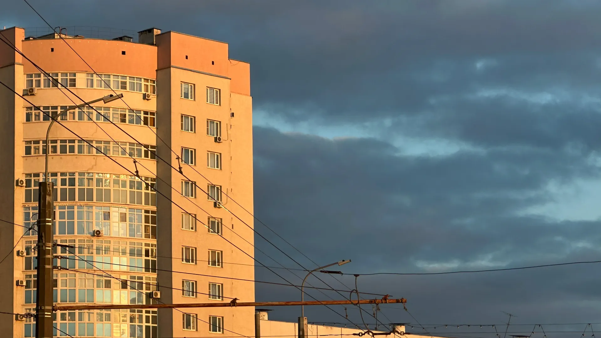 С 1 апреля начнутся большие изменения на рынке жилья - квартиры рекордно подешевеют на 30%