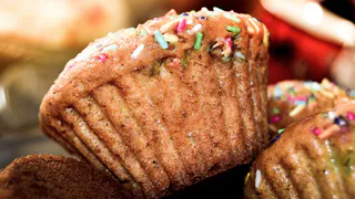 Этот нежный кекс на кефире готовится из продуктов, которые есть у каждого дома  