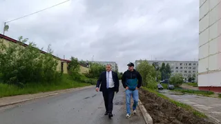 Первый двор в Усинске преображается по нацпроекту "Инфраструктура для жизни"