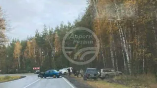 Под Рязанью столкнулись три автомобиля