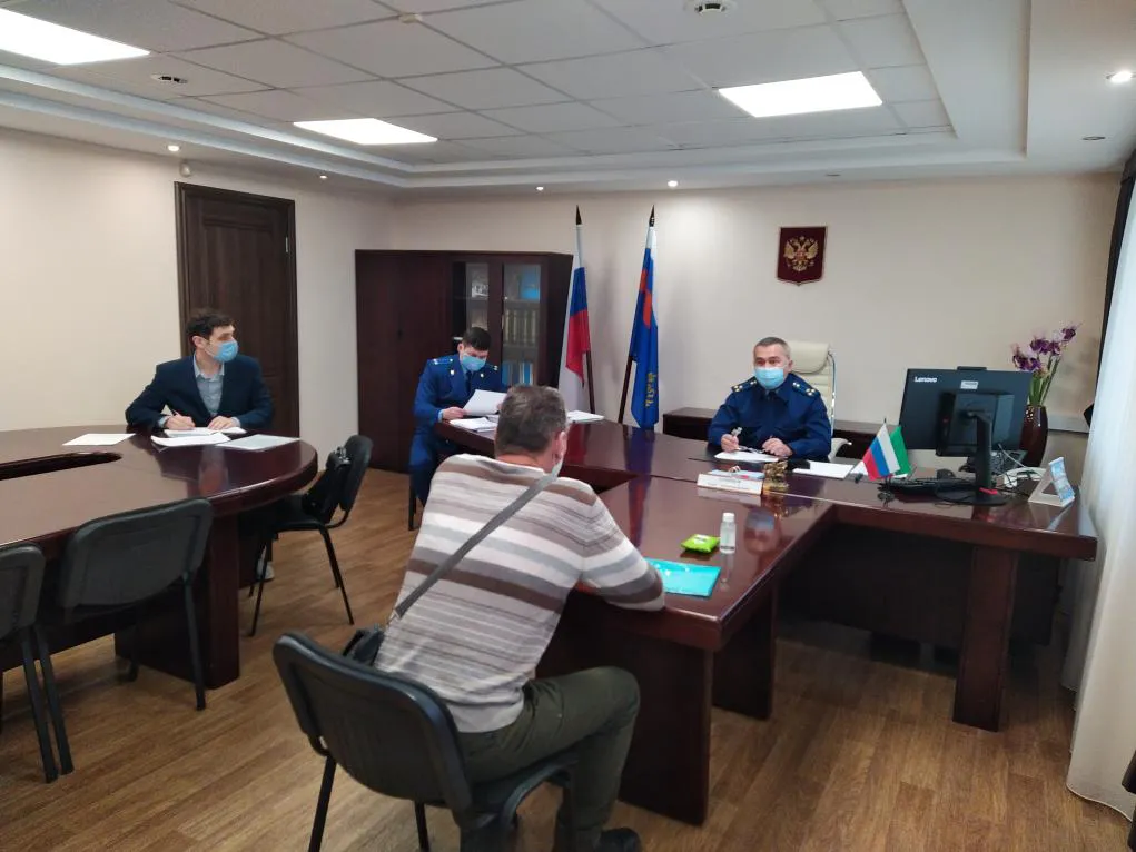 Зампрокурора РТ ответил на вопросы нижнекамцев о «Триумф-НК»