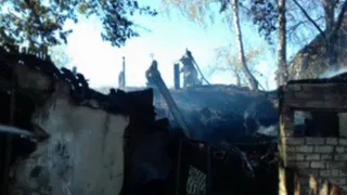 Крупный пожар в Фокинском районе Брянска тушили больше часа