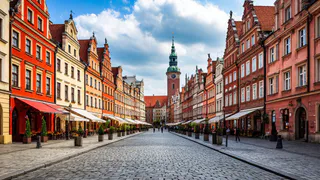 Россиянин в Польше задал всего 1 вопрос местным жителям: за что обижаются на СССР — ответ известен не всем