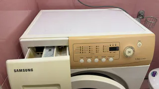 Теперь стираю куртки дома только этим способом: поглядела в прачечной идеальный лайфхак