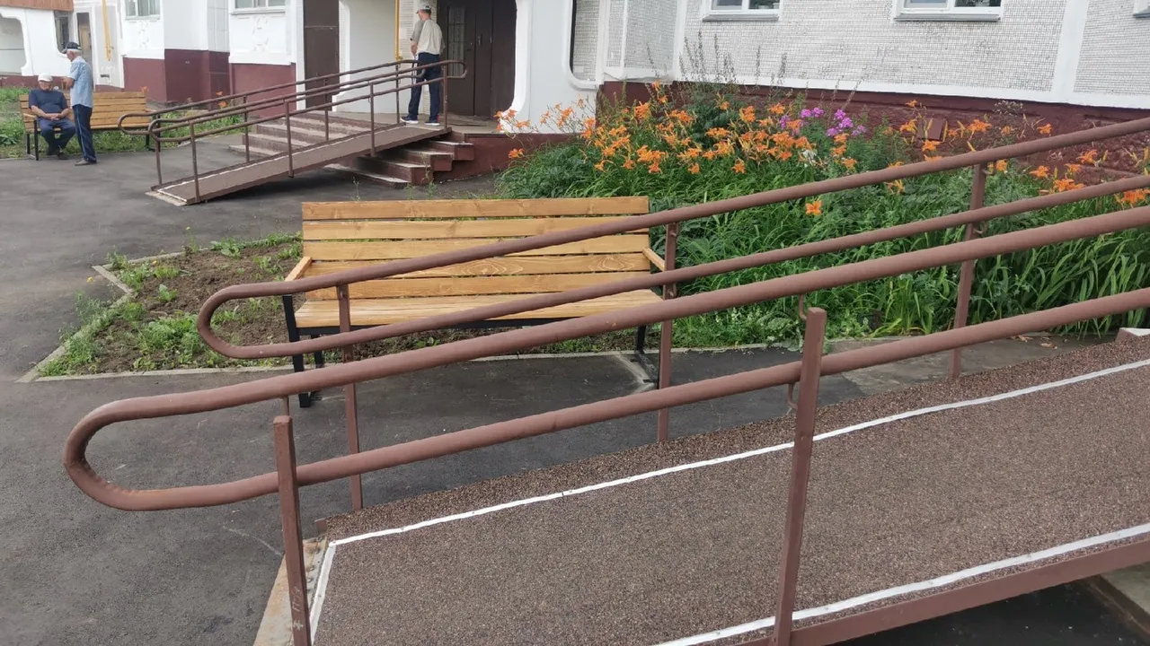 В Нижнекамске жильцы с боем добиваются, чтобы их двор облагородили