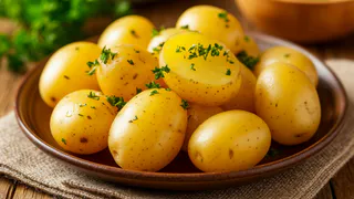 Почему молодую картошку нельзя жарить и варить бессмысленно - запомните раз и навсегда