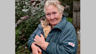 Рязанские спасатели вызволили из беды котенка