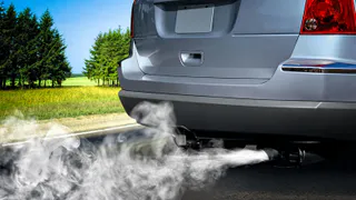 «Чистый воздух»: в РТ в четыре раза сократилось количество машин, превышающих нормы по вредным выбросам 