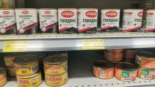 Тушёнка из Фикс Прайса разлетелась с полок — вскрыли банку и сравнили с конкурентами: результат неожиданный