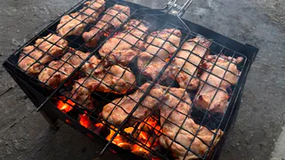 Жителям Коми напомнили, как правильно выбрать мясо для шашлыка