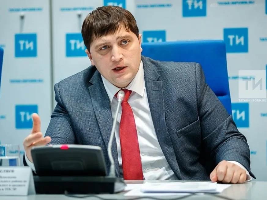 Колесо обозрения, гостиничный комплекс и объекты торговли в Нижнекамске