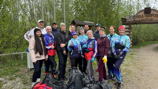 Усинские бегуны сделали Тропу здоровья чище