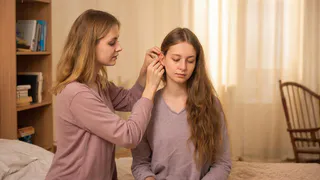 Хватит жрать печеньки. Нажмите на эту точку на ухе - и голод отключится на 6 часов