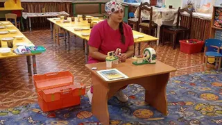 Фельдшер санавиации ОДКБ рассказала воспитанникам детского сада о профессии медика