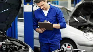 Госдума ввела штрафы за фальшивый техосмотр автомобилей