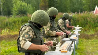 Спецназ Росгвардии осваивает саперное дело в Сыктывкаре