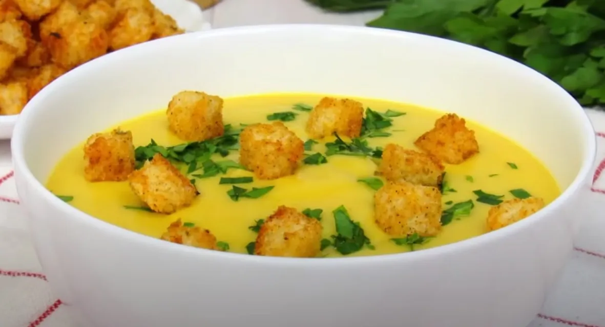 Сытный суп-пюре из кабачков – нежность в каждой ложке