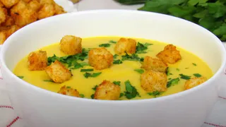 Сытный суп-пюре из кабачков – нежность в каждой ложке