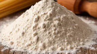 Одна пыль: Роскачество перечислило марки муки, которую не стоит покупать даже по скидкам – запомните и расскажите близким