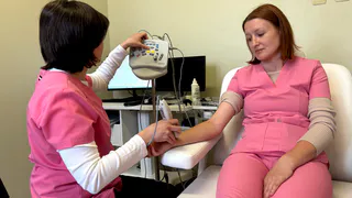 Усинская больница получила уникальное диагностическое оборудование для неврологических исследований