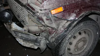 Под Рязанью две легковушки столкнулись с фурой. Есть погибшие