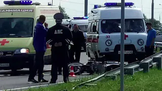 Мотоциклист с пассажиром влетели в ограждение на Солотчинском шоссе