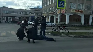 Получил сотрясение: на Есенина сбили велосипедиста