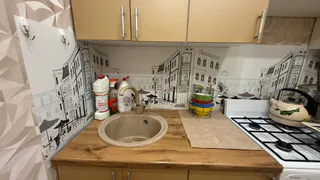 Всего 2 ложки на таз — и стеклянные крышки станут прозрачнее хрусталя: эффективно удалит жир и налёт