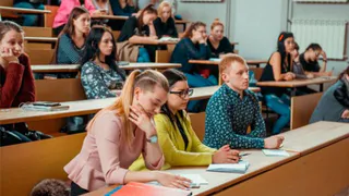 Обучение в брянских вузах не подорожает