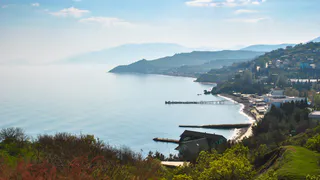 «Совершенно не то, чем кажется»: Россияне вслед за друзьями переехали в Крым, но через год вернулись - больше туда ни ногой