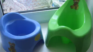 В Магнитогорске ребенок застрял в горшке