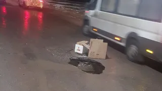 "Ничего нового": В Рязани опять провалился асфальт