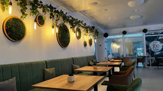 В Коми закрепят право на торговлю алкоголем в летних кафе и на верандах