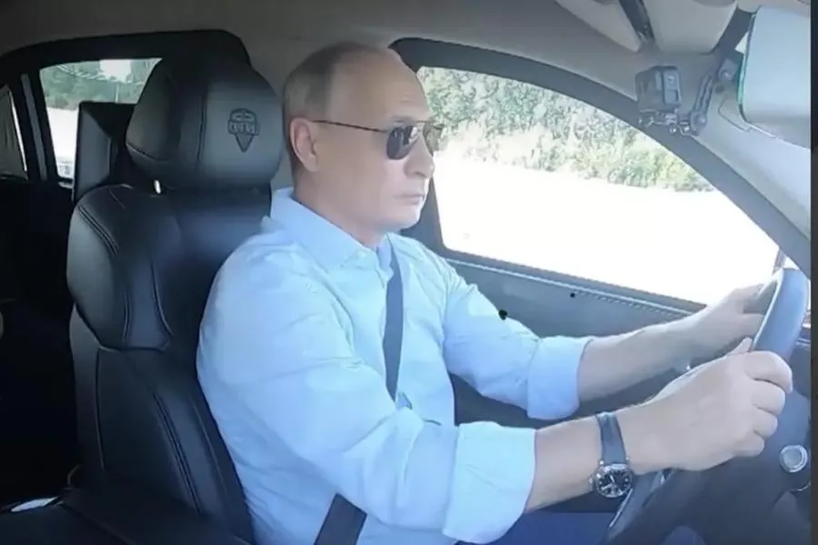 Предложение Путина: в сфере такси Россия пойдет по китайскому пути