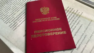 Разом по 2 пенсии на счет: кого из пенсионеров удивят приятной доплатой в 2025 году