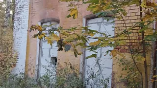 В Карабанове загорелась  «заброшка»