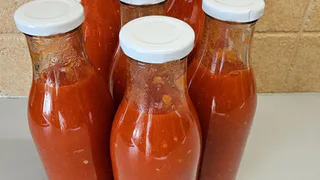 Домашний кетчуп: густой и ароматный!