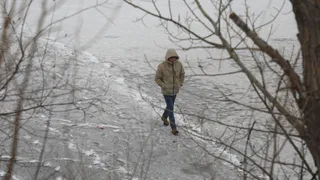 Рейд у Северного моста: магнитогорцы продолжают подвергать себя опасности и выходить на весенний лед