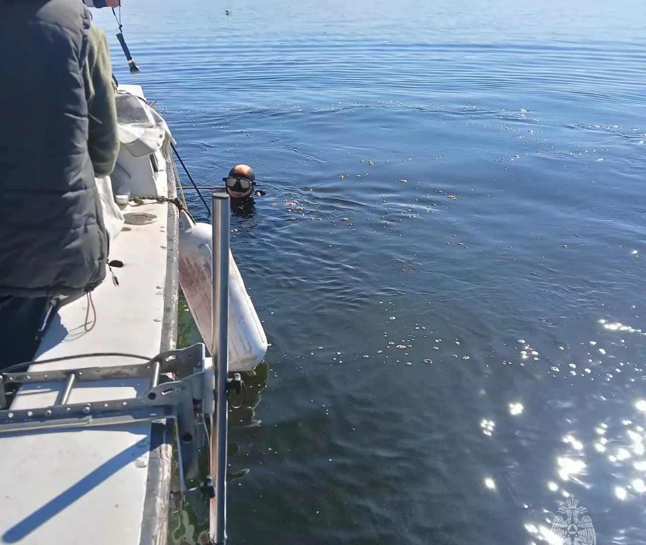 Водолазы обнаружили тело еще одного погибшего при крушении катера в Татарстане
