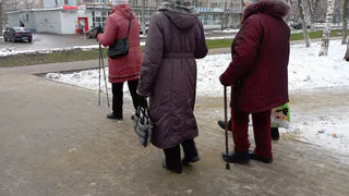 Полностью под запретом. Пенсионеров, доживших до 70 лет, ждут ограничения с 9 декабря