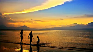 В 2-3 раза дешевле Сочи и в разы раза лучше сервис: куда выгоднее всего лететь отдыхать россиянам