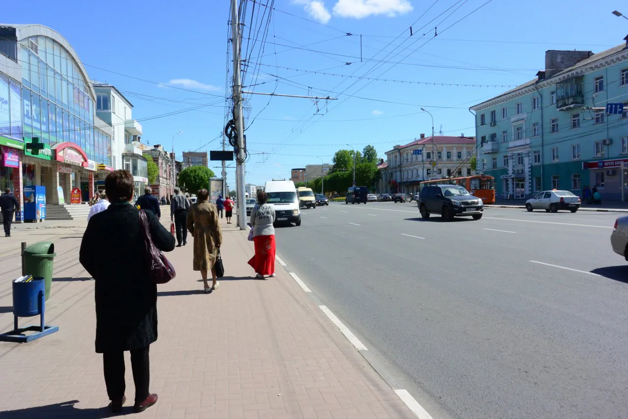 Горожане жалуются, что по вечерам до Шлакового не доехать. В мэрии уверены, что транспорт ходит каждые 5 минут