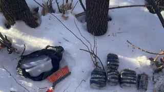 Почти 4 килограмма синтетических наркотиков в тайниках: оперативники задержали наркокурьера в Челябинской области