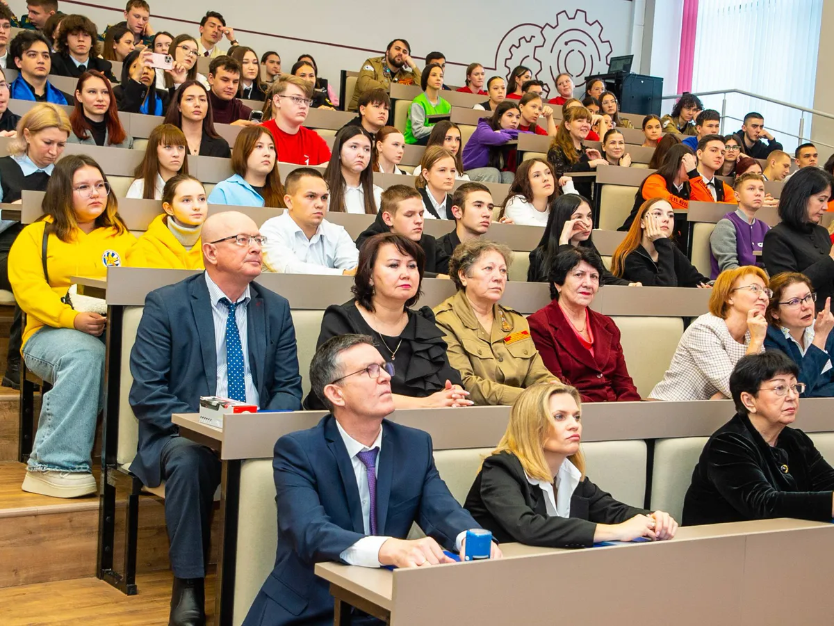 В Нижнекамске обсудили концепцию будущего молодежного центра «Дуслар»