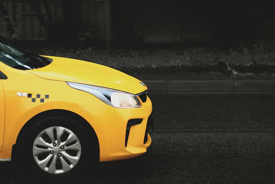 Прогноз: стоимость такси в России вырастет на 50% из-за новых требований к локализации