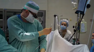 Рязанке провели операцию на сонной артерии