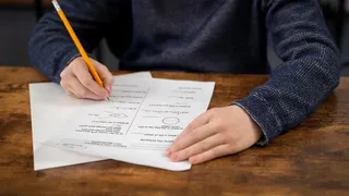 Списывание на ЕГЭ в 2024 году: челябинским выпускникам рассказали об ужесточении правил