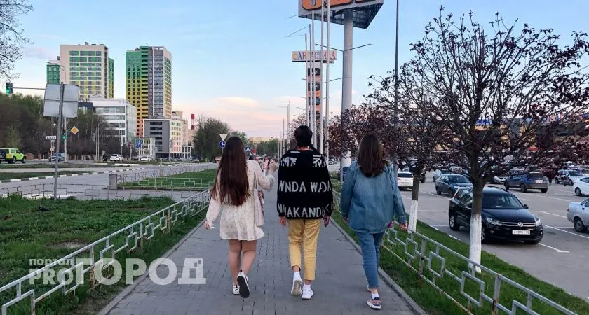 Школьники выдохнули: в регионах начали отменять ЕГЭ