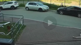 В Рязани при падении из окна погибла пациентка психбольницы