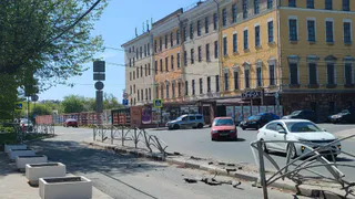 Жители Рязани засняли снесенный забор у лицея № 4